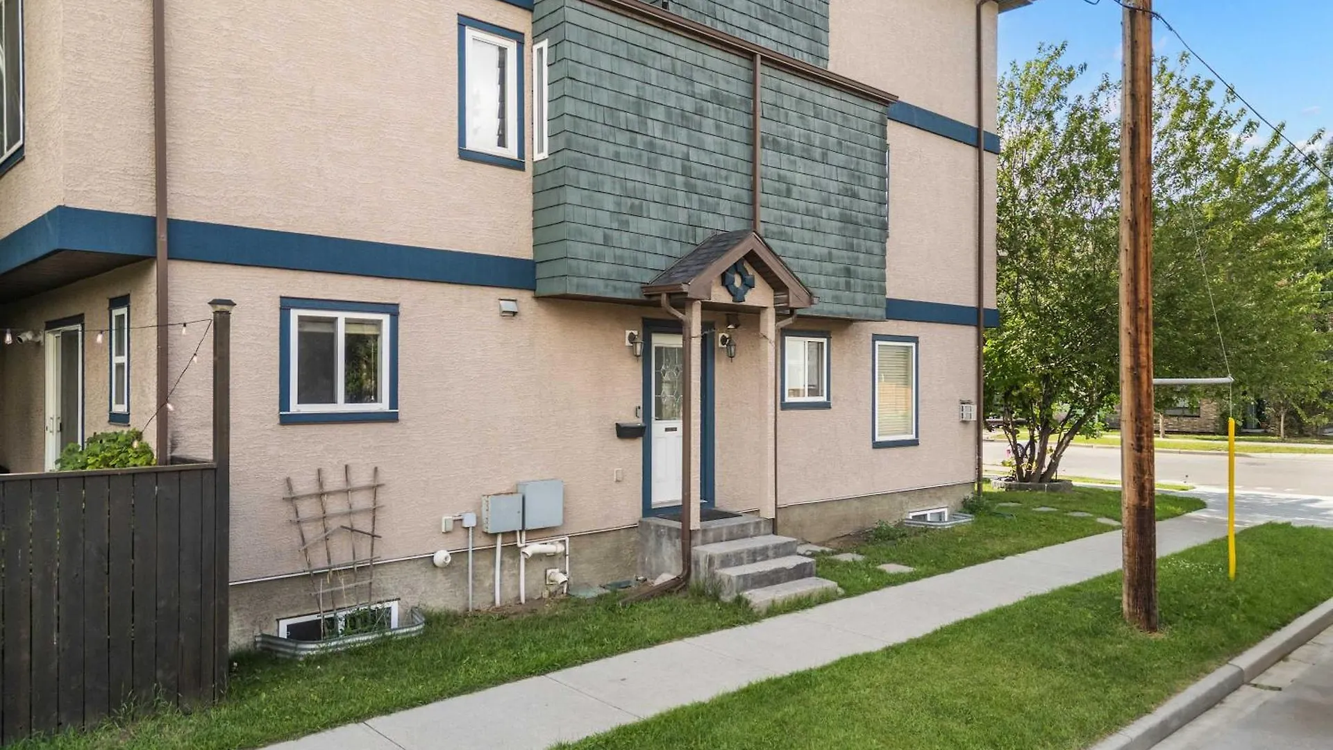 Prázdninový dům Social Haus Trendy 3BR Townhome in Bridgeland YYC